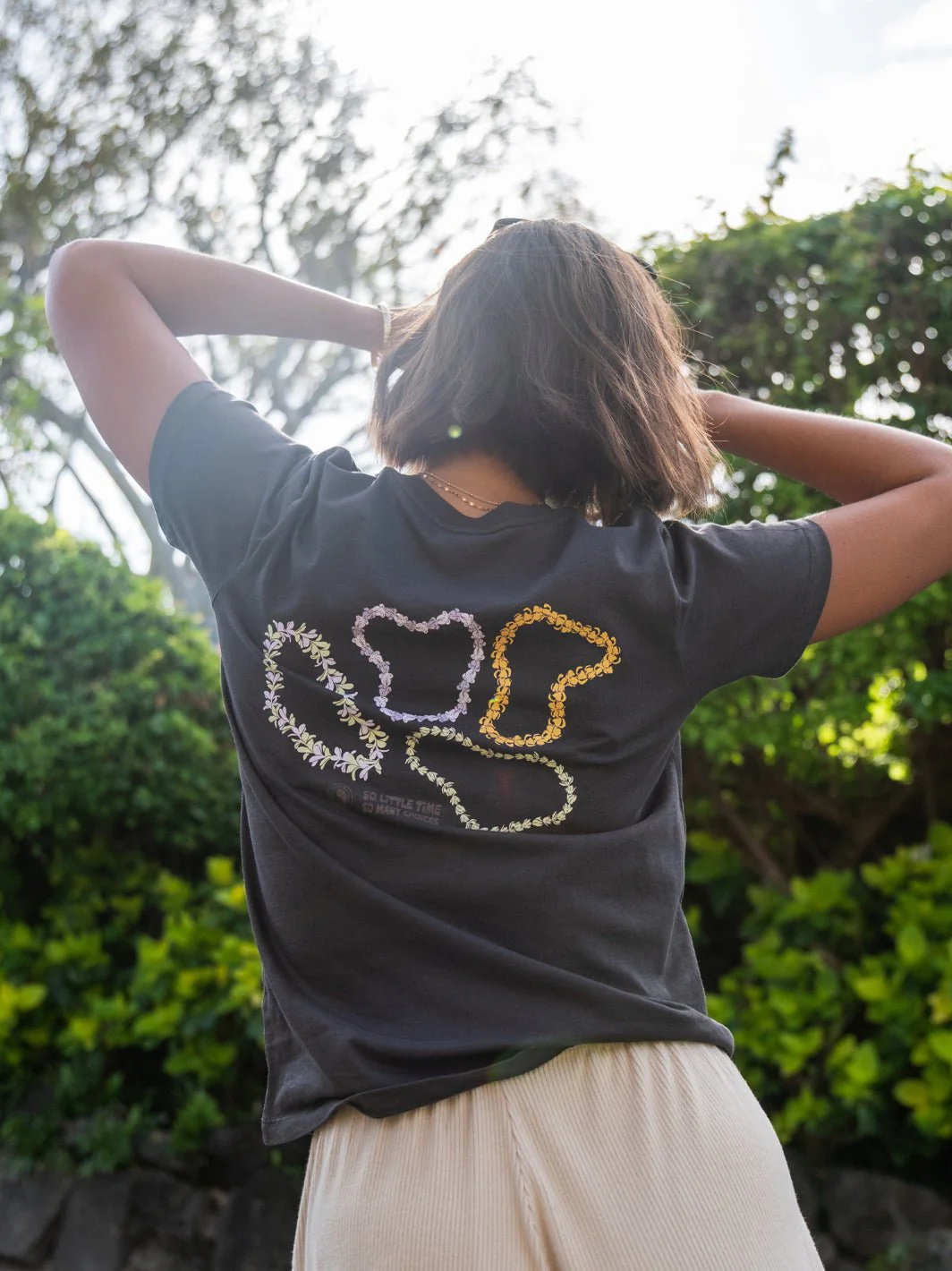 More Lei Classic Tee