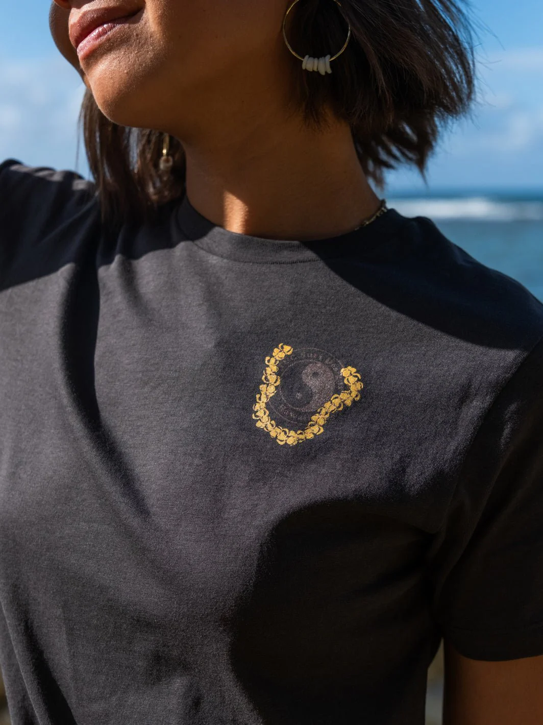 More Lei Classic Tee - Image 3