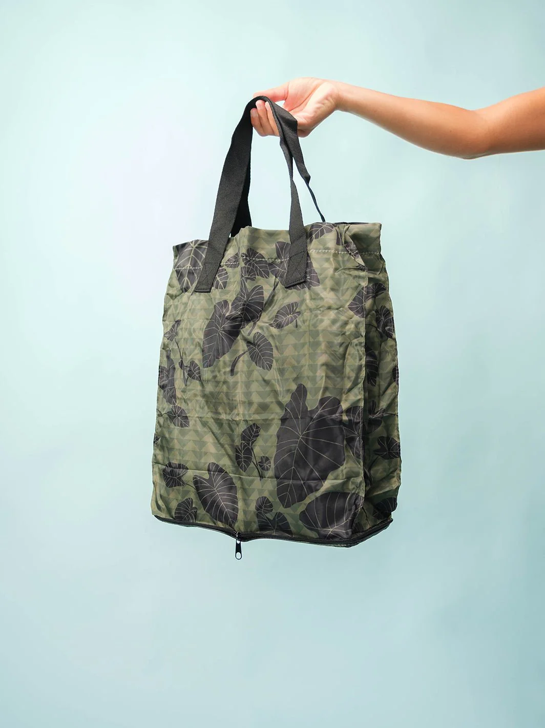 Taro Field Zip Tote
