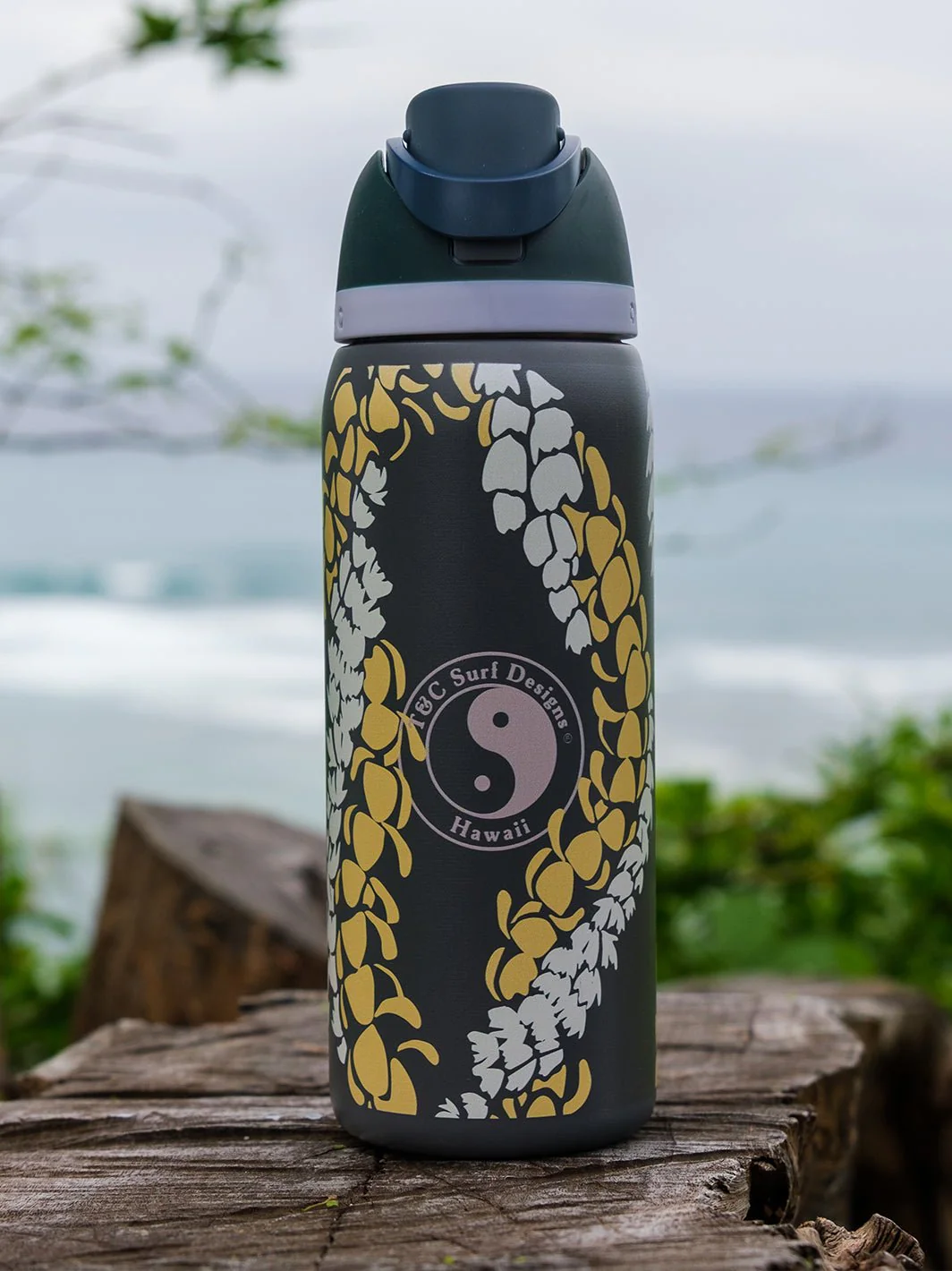 T&C Surf 32 oz Lei'd Back Owala - Image 2