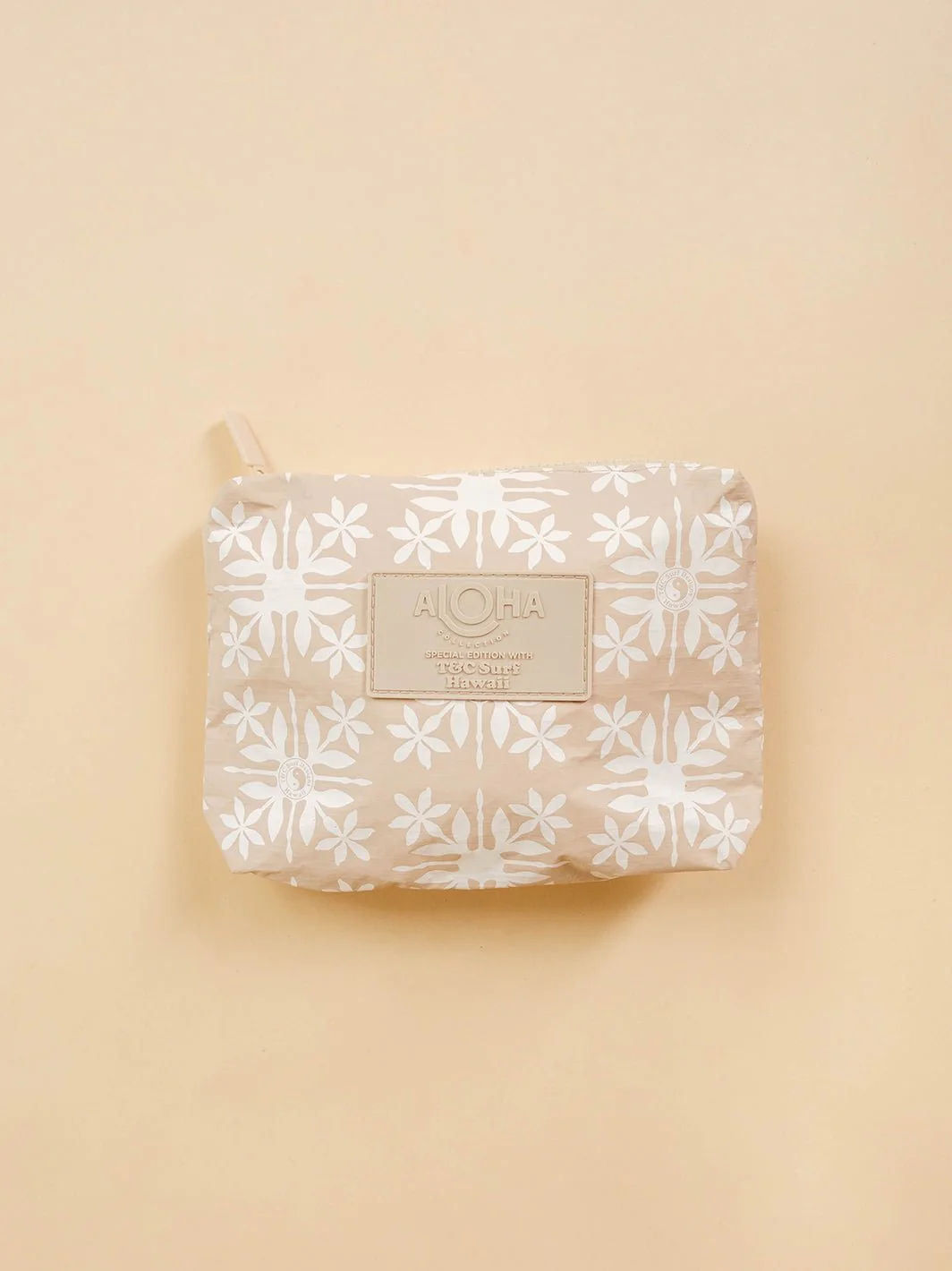 Aloha Collection Tiare Quilt Small Pouch - Image 3