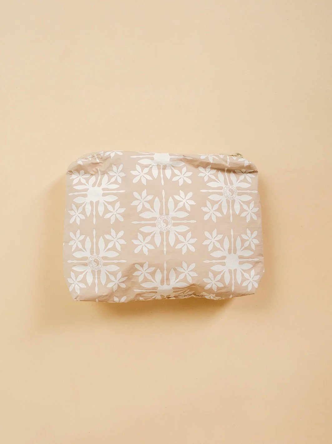 Aloha Collection Tiare Quilt Small Pouch - Image 4