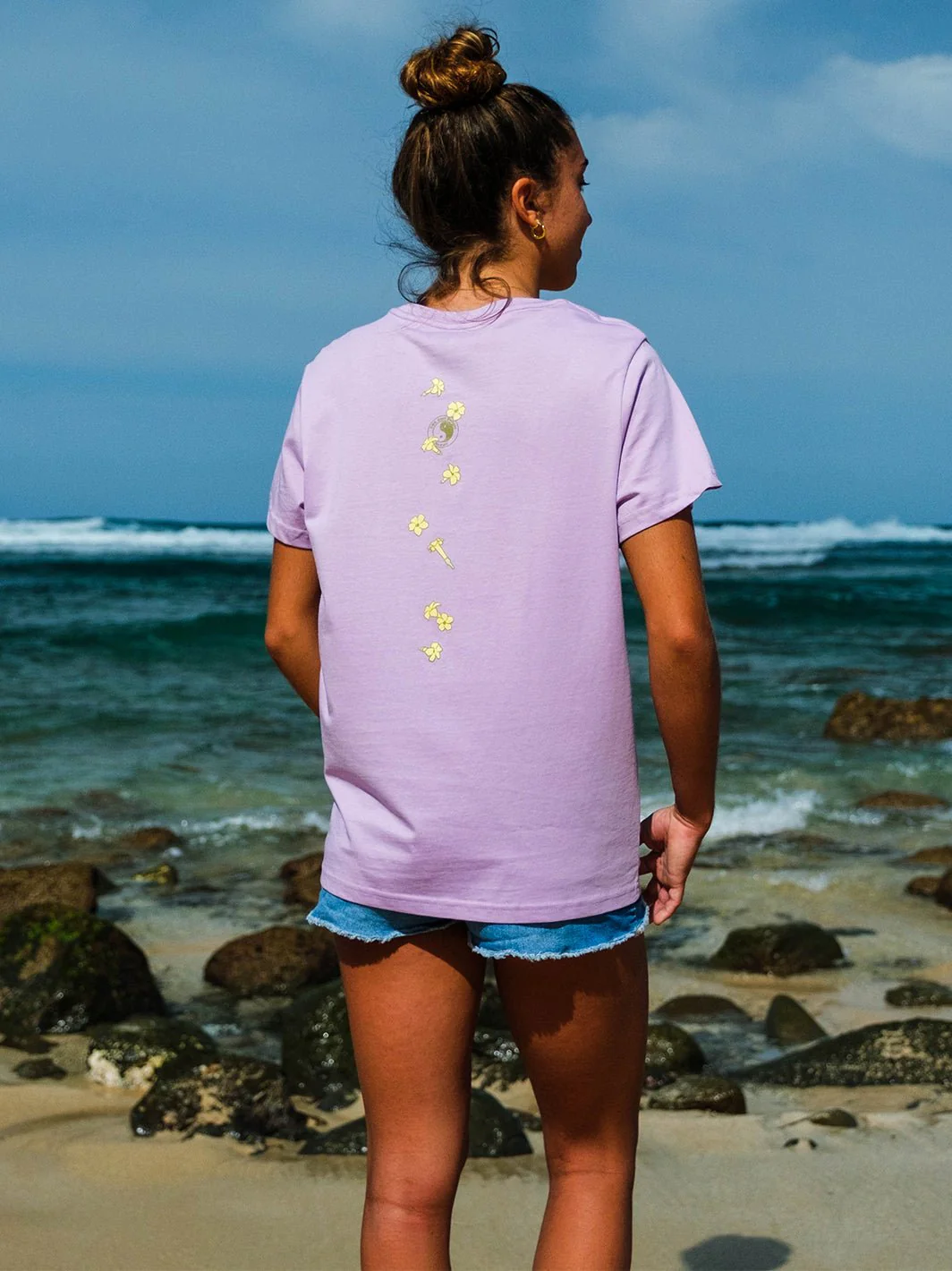 Falling Puakeni Maple Tee - Image 10