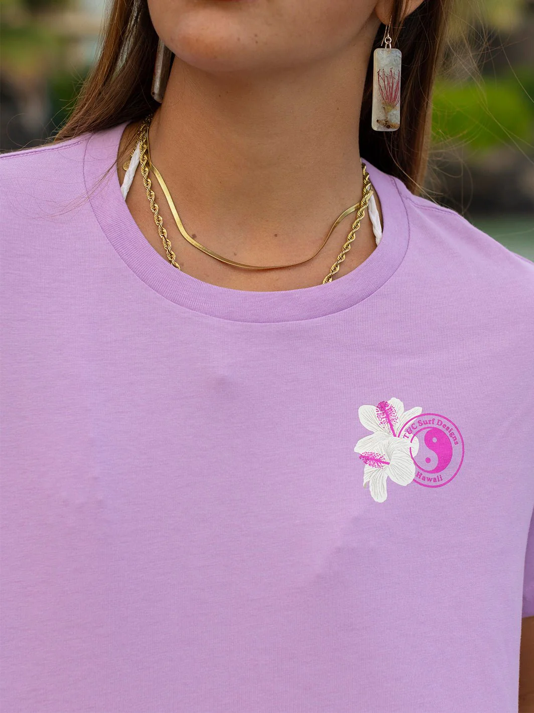 Haleiwa Koki'o Ke'oke'o Maple Tee - Image 4