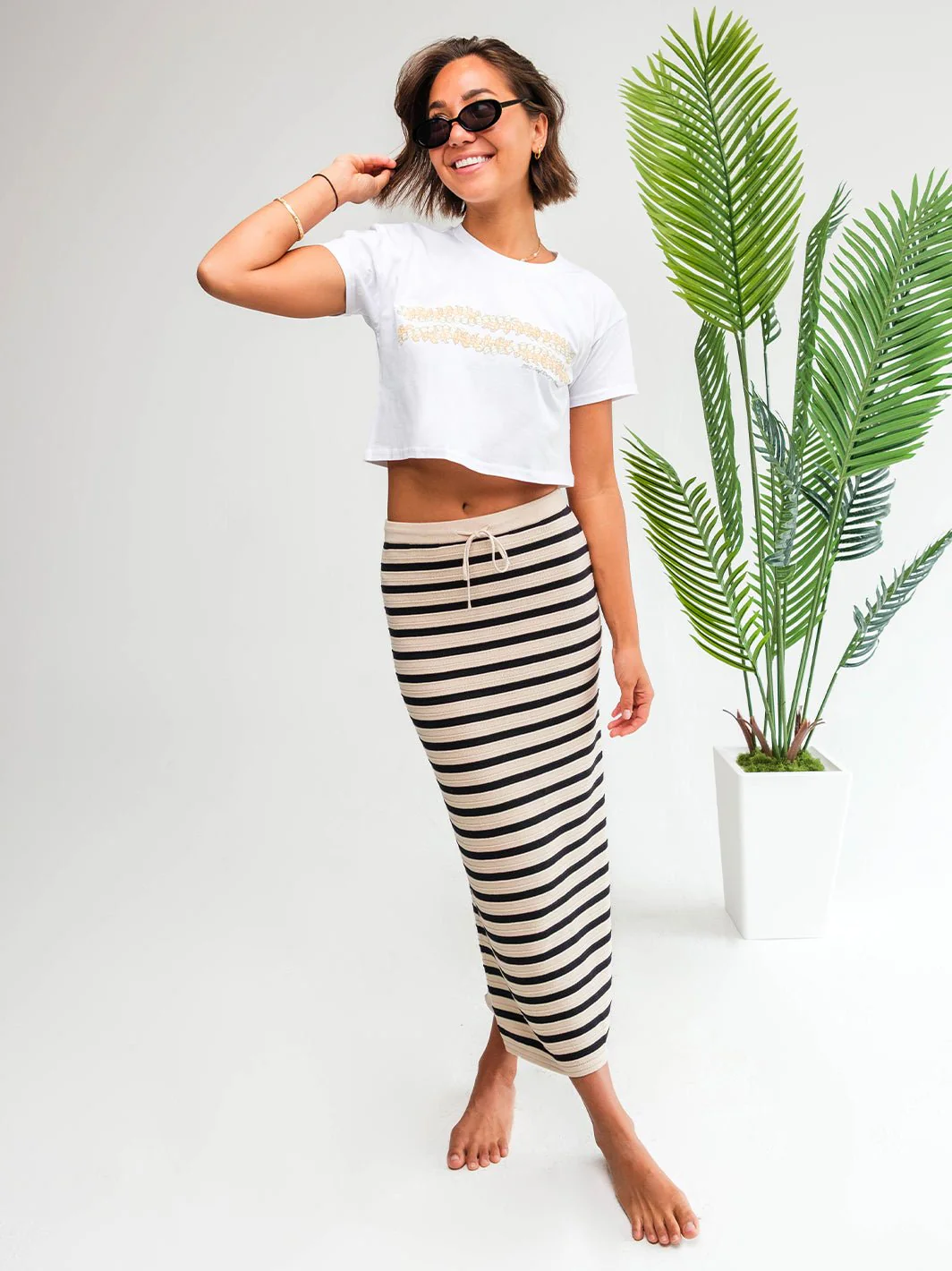 Lei Twist Crop Tee - Image 4