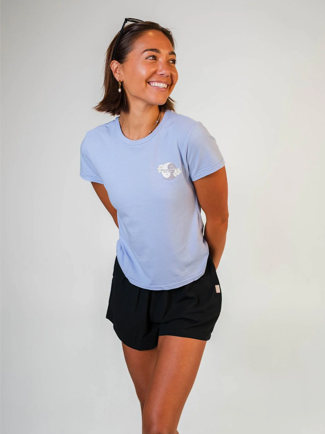 Pikake Pearl Tourist Tee - Image 5