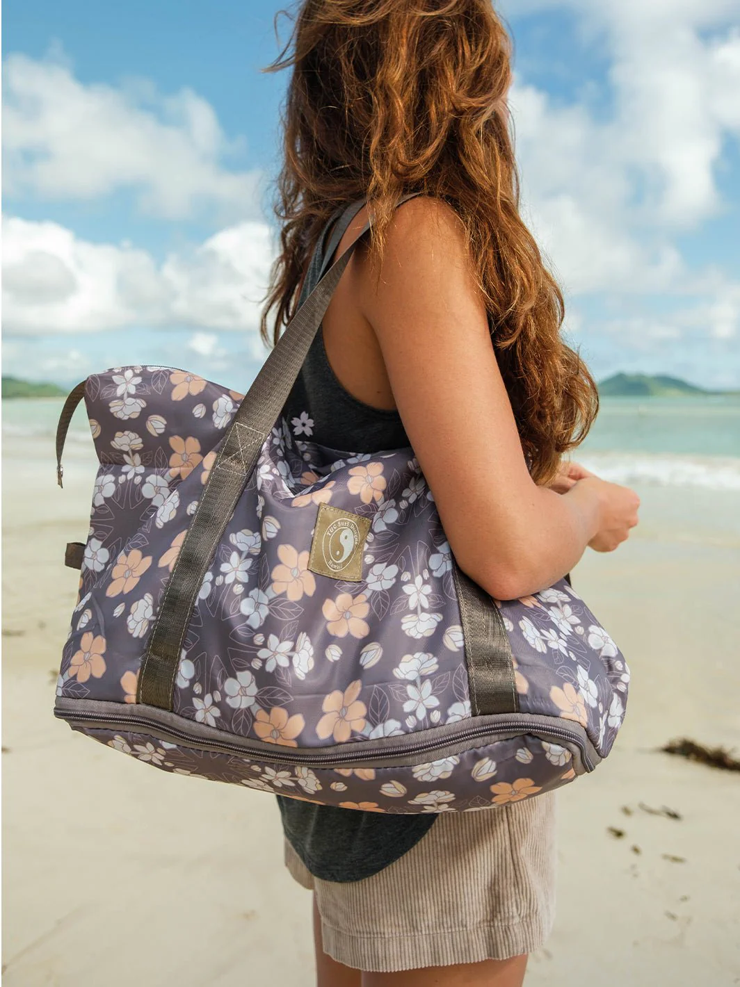 Pikake Puakenikeni Carry On Tote - Image 3