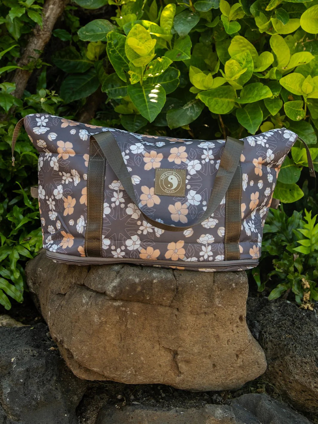 Pikake Puakenikeni Carry On Tote - Image 6