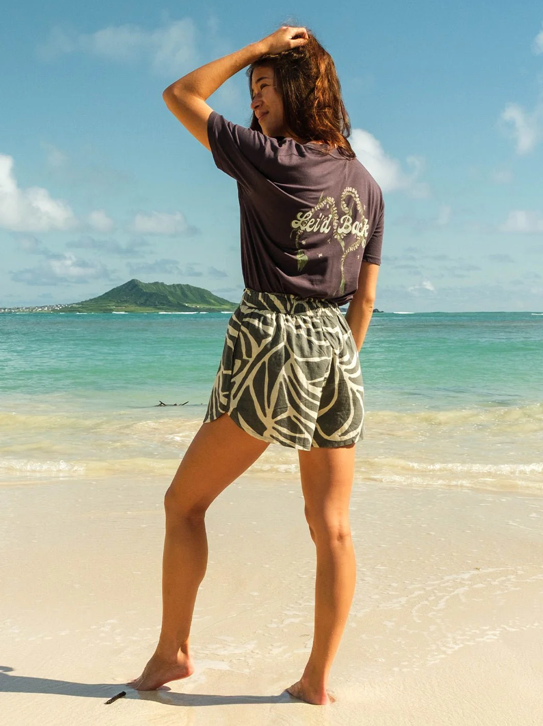 Ti Pikake Lei Boyfriend Tee - Image 3