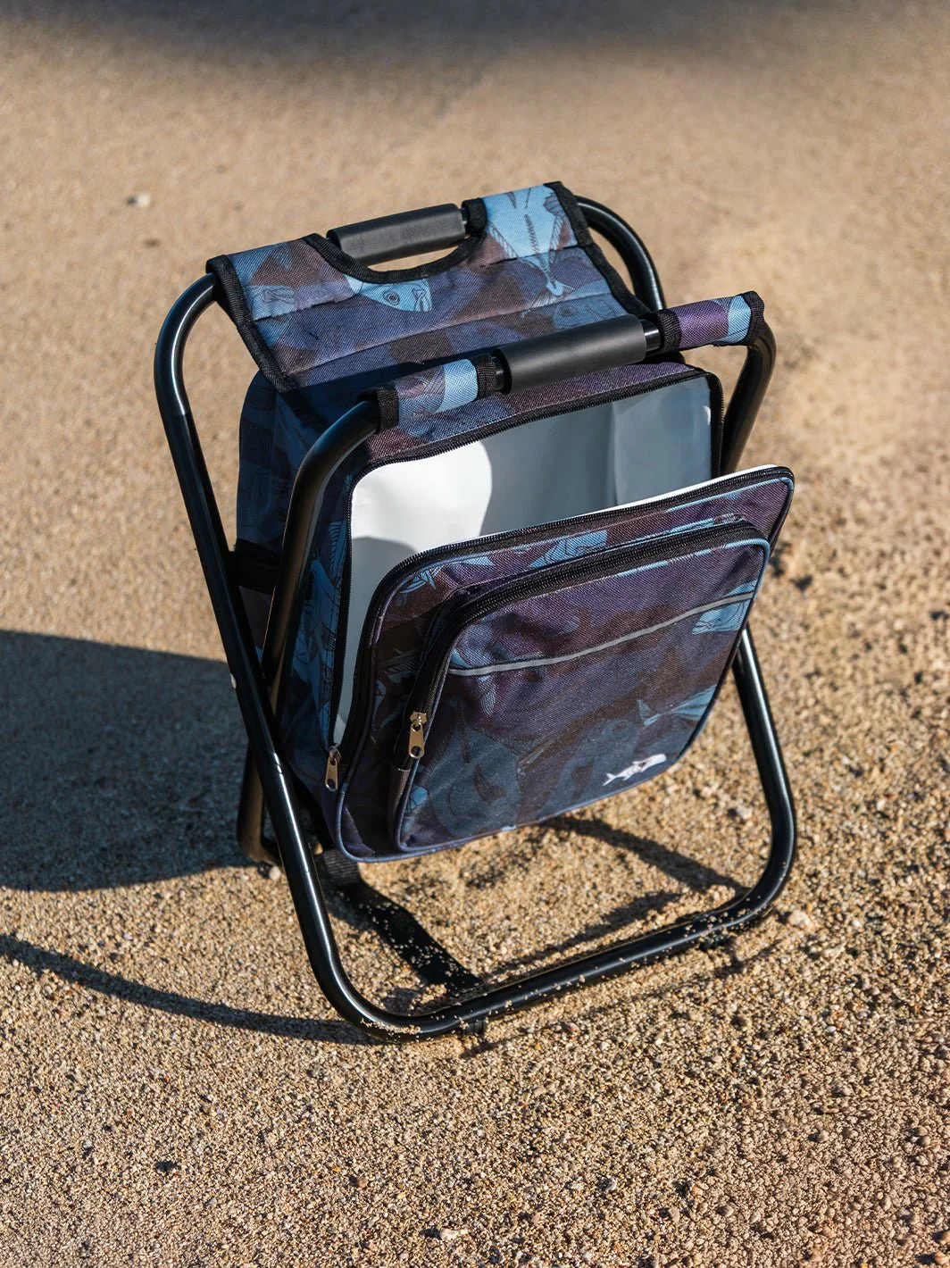 Ulua Sea Camo Backpack Cooler Chair - Image 6