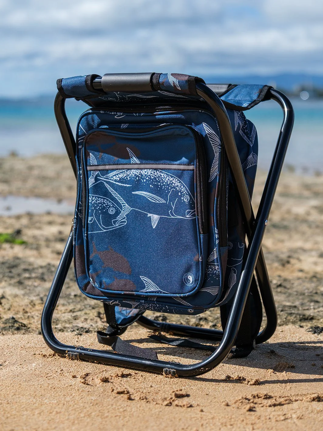 Ulua Flow Backpack Cooler Chair - Image 3