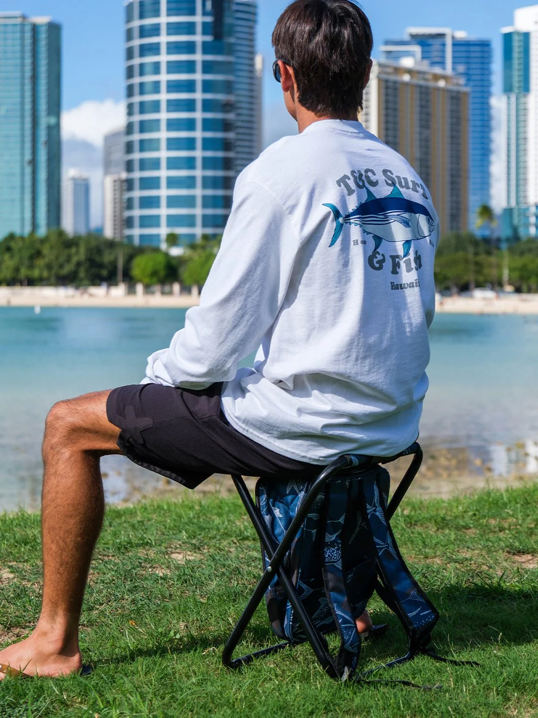 Ulua Flow Backpack Cooler Chair - Image 5